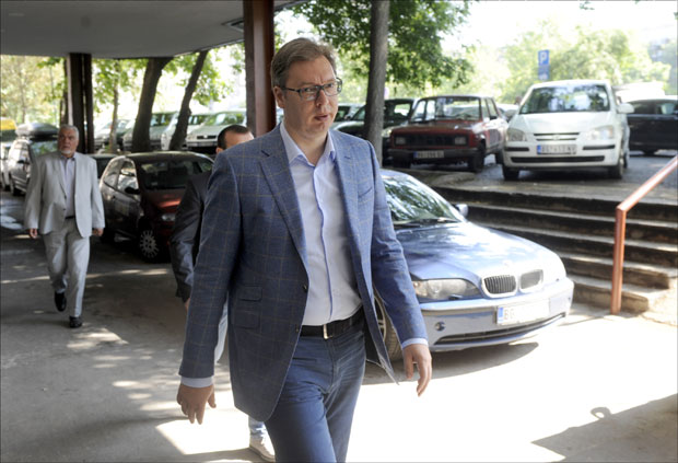 Вучић тражи: До четвртка чист рачун о мандатару